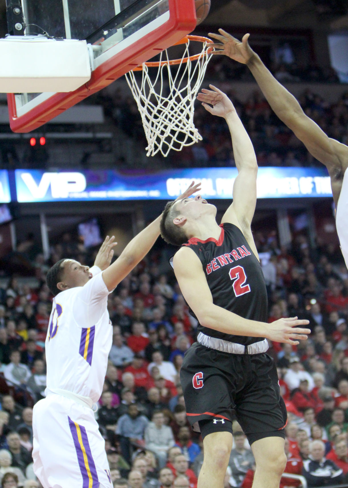 March 15: La Crosse Central vs. Milwaukee Washington